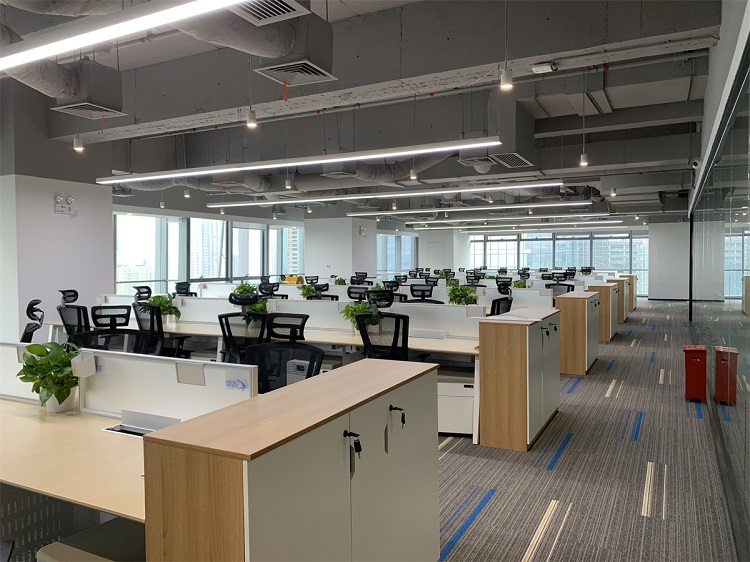 辦公室裝修后保潔怎么做?加洲建設專業團隊，打造潔凈辦公新環境